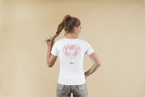 T-shirt coeur unisexe | KW France Cares